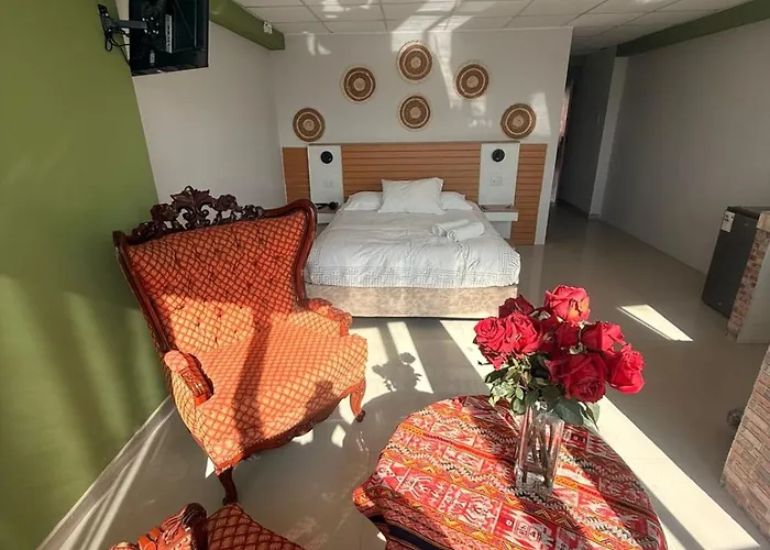 3 Modern Lofts Beautiful Views Apartment *